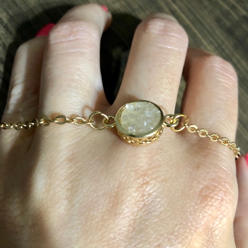 Natural Druzy Stone Bracelet - Picture 6 of 7